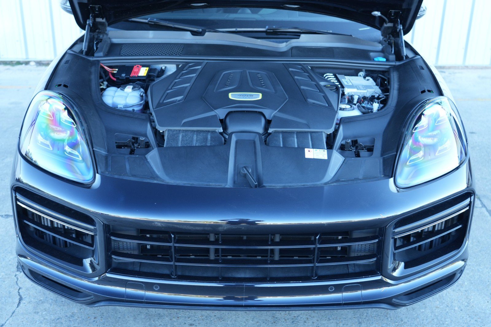 Used 2021 Porsche Cayenne Turbo S image 8