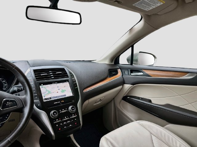 Used 2019 Lincoln MKC Select w/ Select Plus Package FWD image 24
