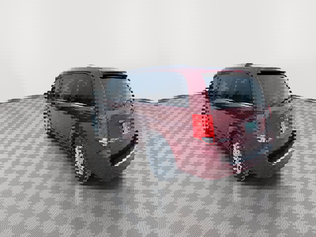 Used 2018 Dodge Grand Caravan SXT w/ Rear Park Assist Package image 6