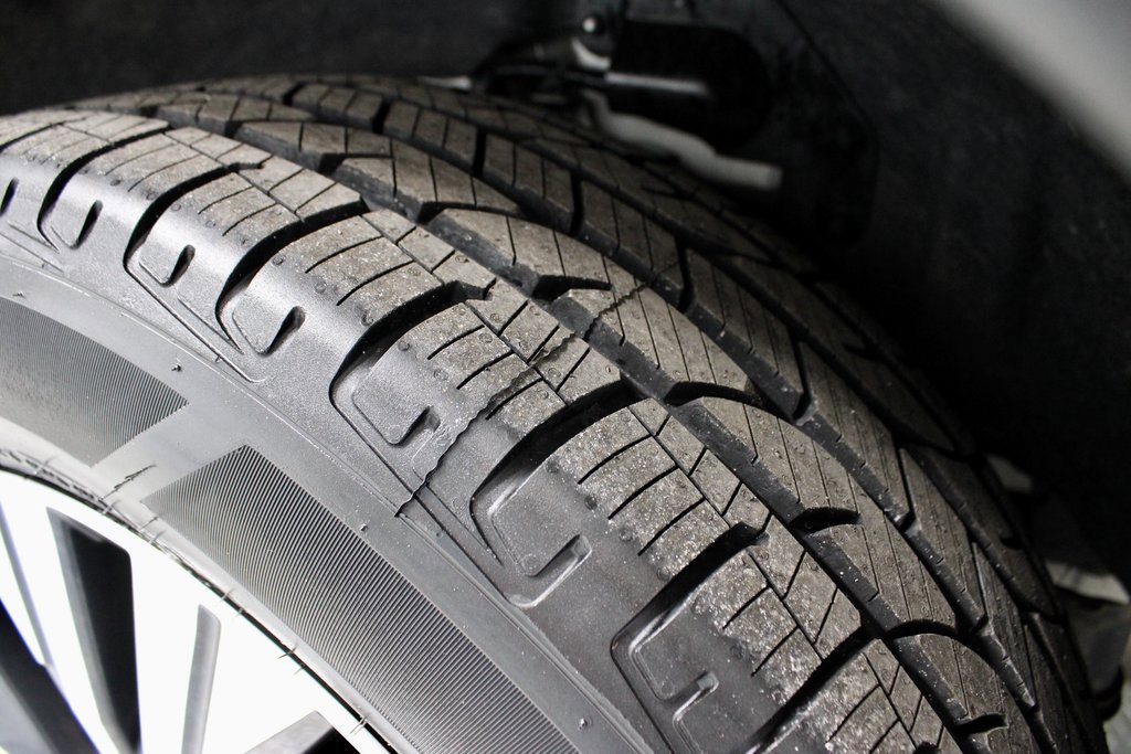 Certified 2021 Nissan Rogue SV w/ Premium Package image 22