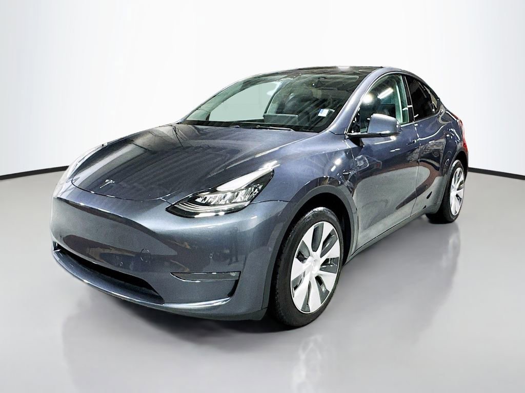 Used 2022 Tesla Model Y Long Range AWD/4WD image 1