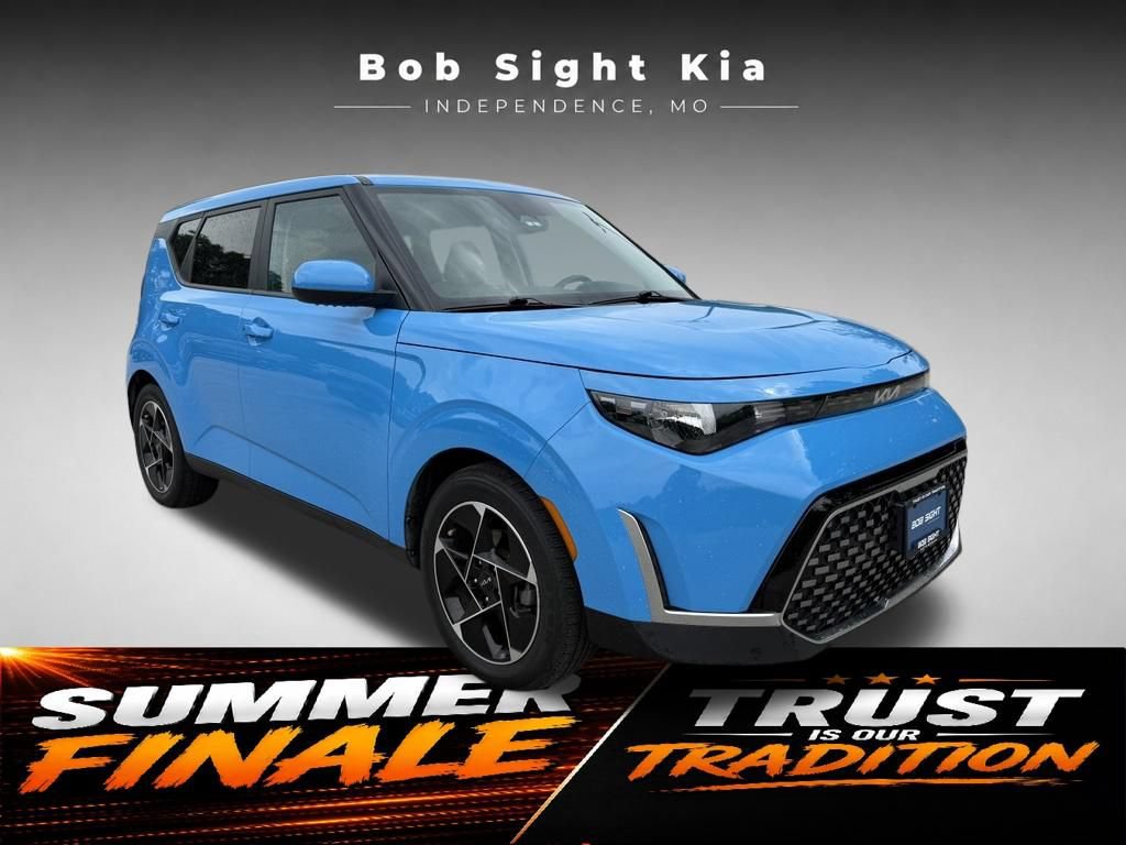 Used 2023 Kia Soul EX FWD image 15