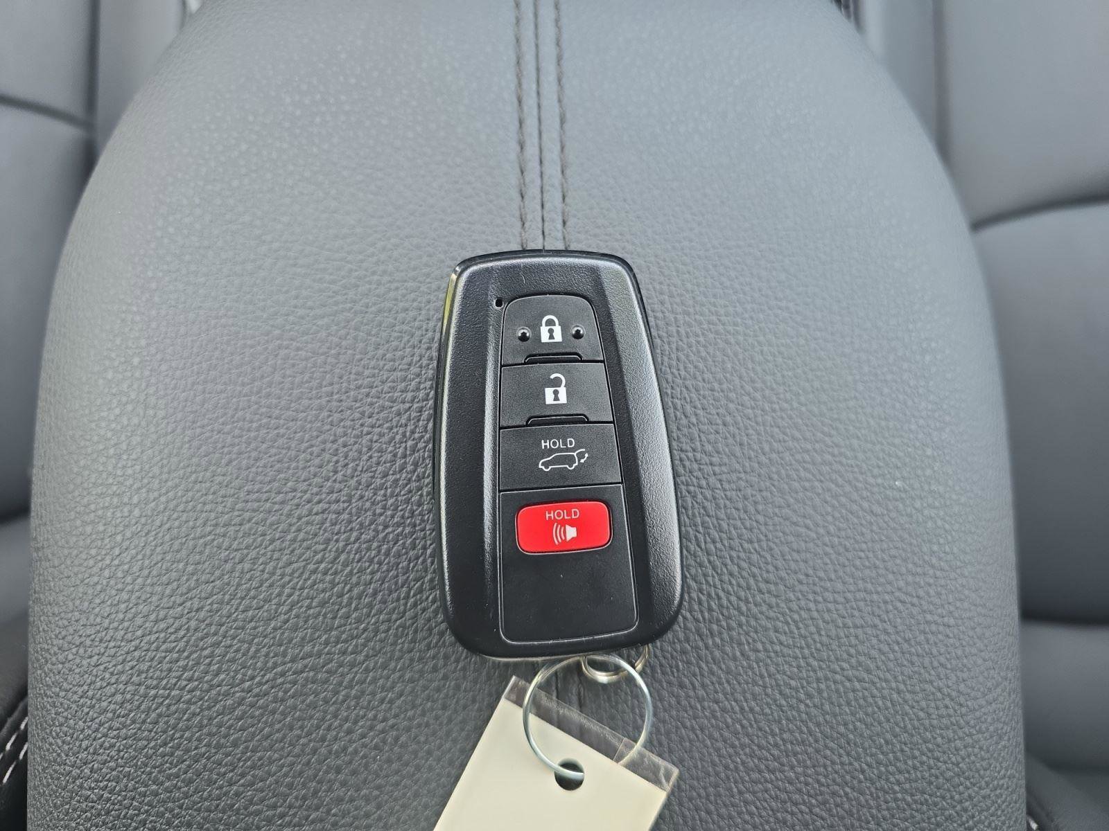 Used 2023 Toyota RAV4 XLE Premium AWD/4WD image 12