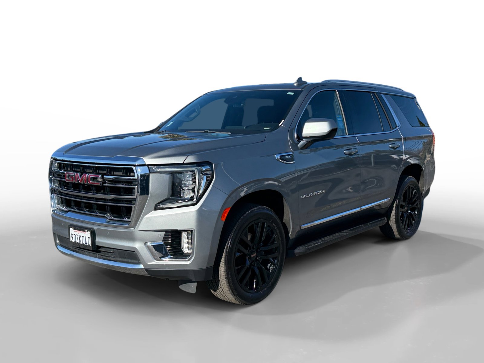 Used 2023 GMC Yukon SLT image 1
