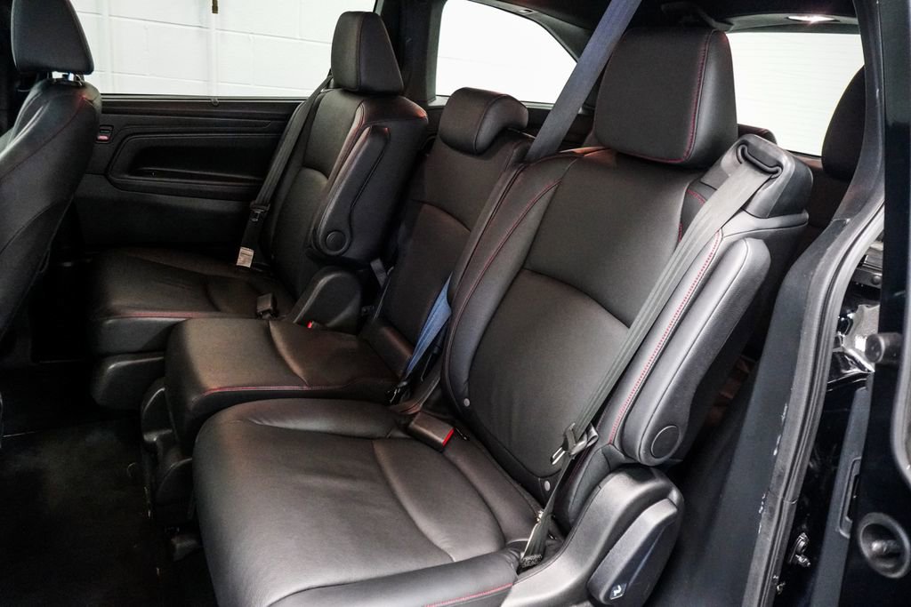 Used 2023 Honda Odyssey Sport image 9