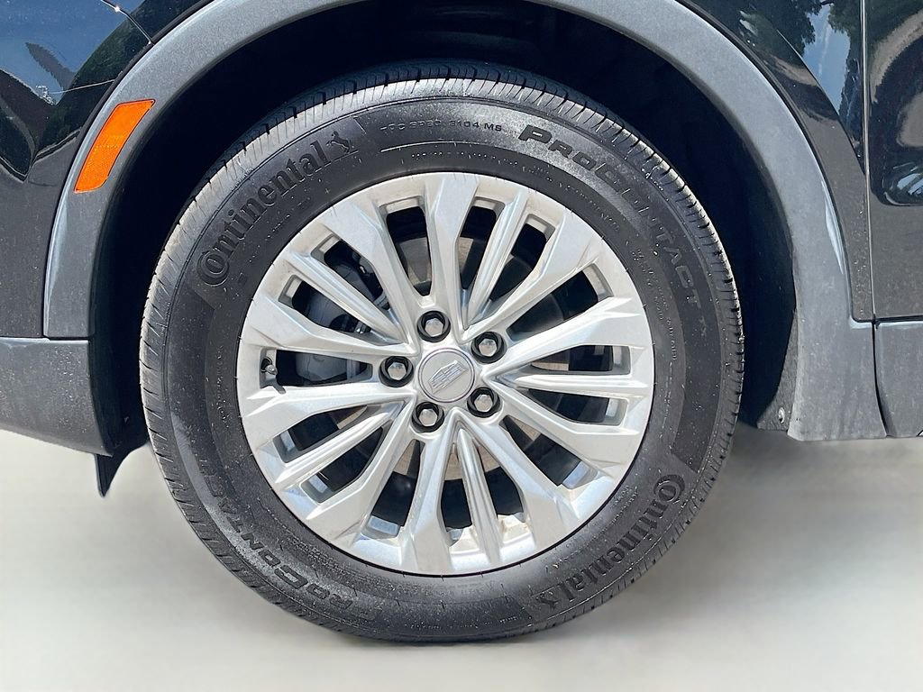 Used 2024 Cadillac XT4 Luxury w/ Cold Weather Package image 32