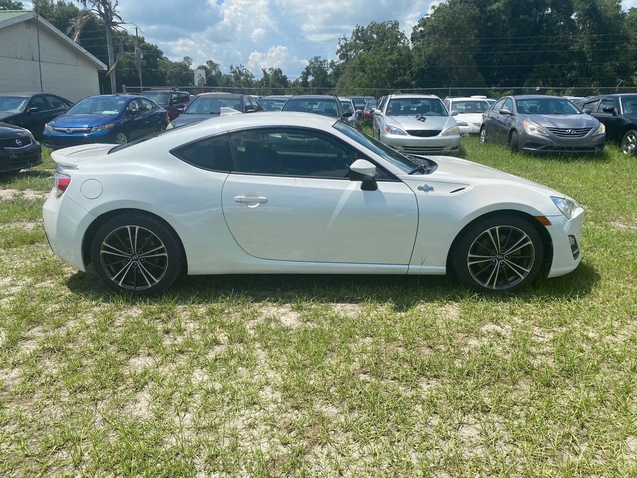 Used 2015 Scion FR-S RWD image 8