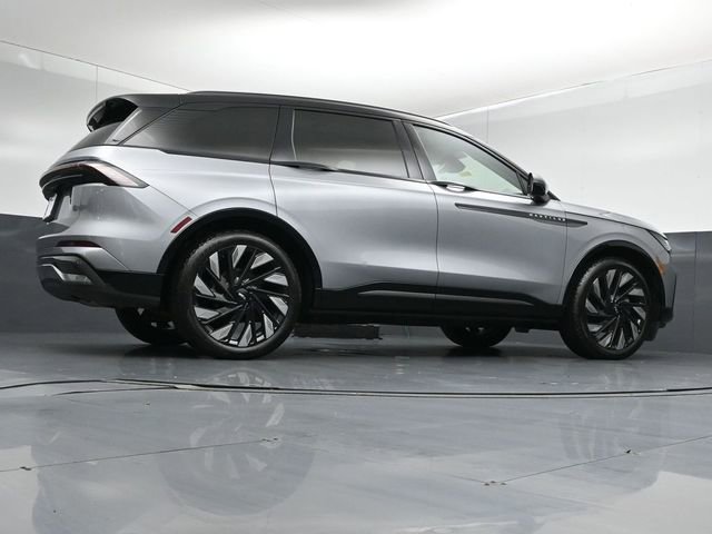 Certified 2025 Lincoln Nautilus Reserve w/ Jet Appearance Package AWD/4WD image 40