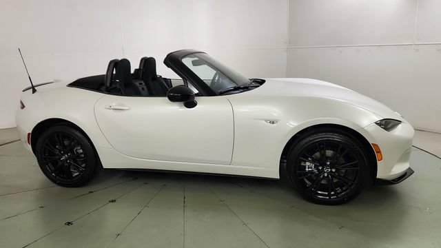 New 2026 MAZDA MX-5 Miata Club w/ Interior Package RWD image 31