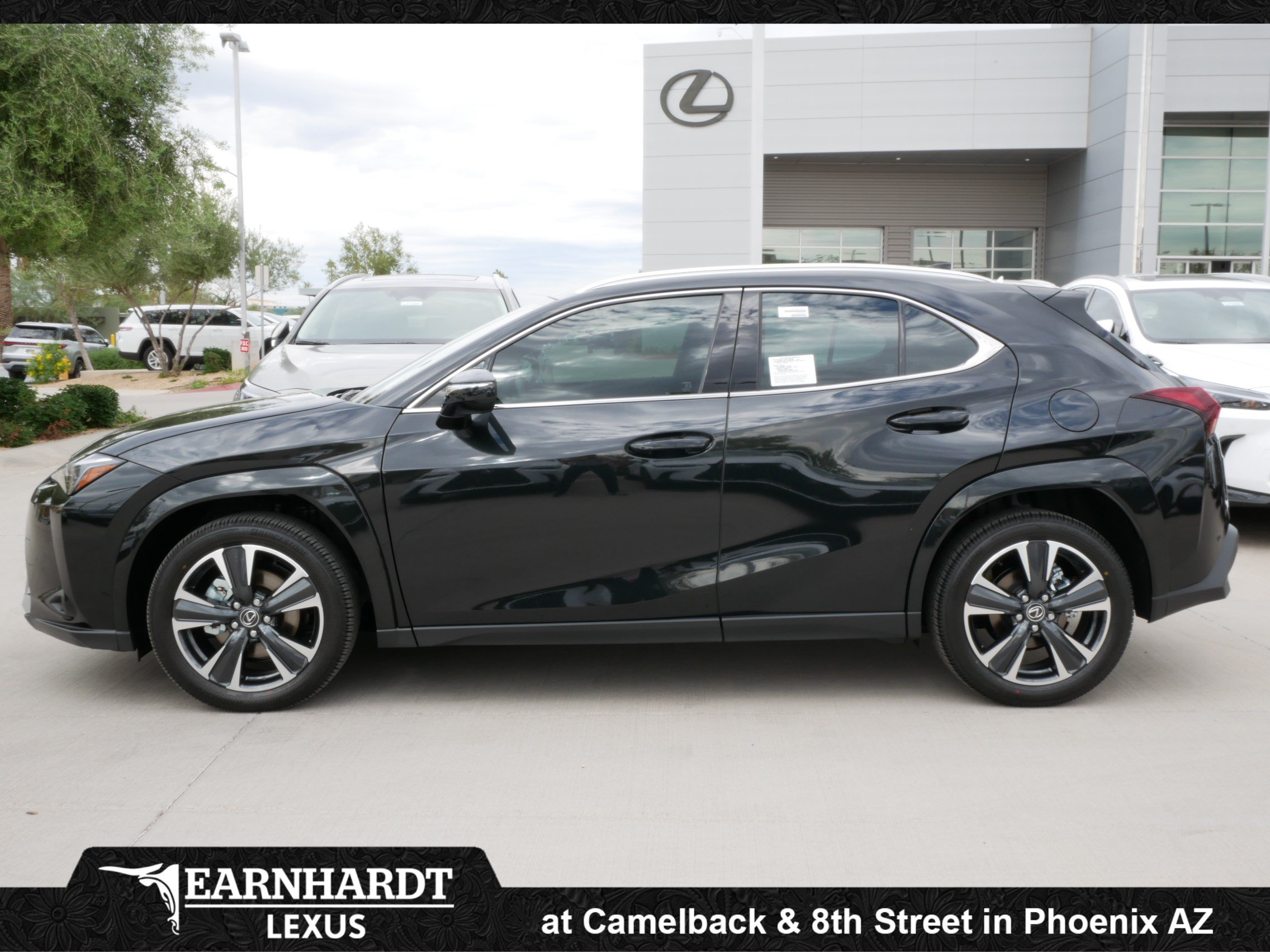 New 2026 Lexus UX 300h FWD image 3