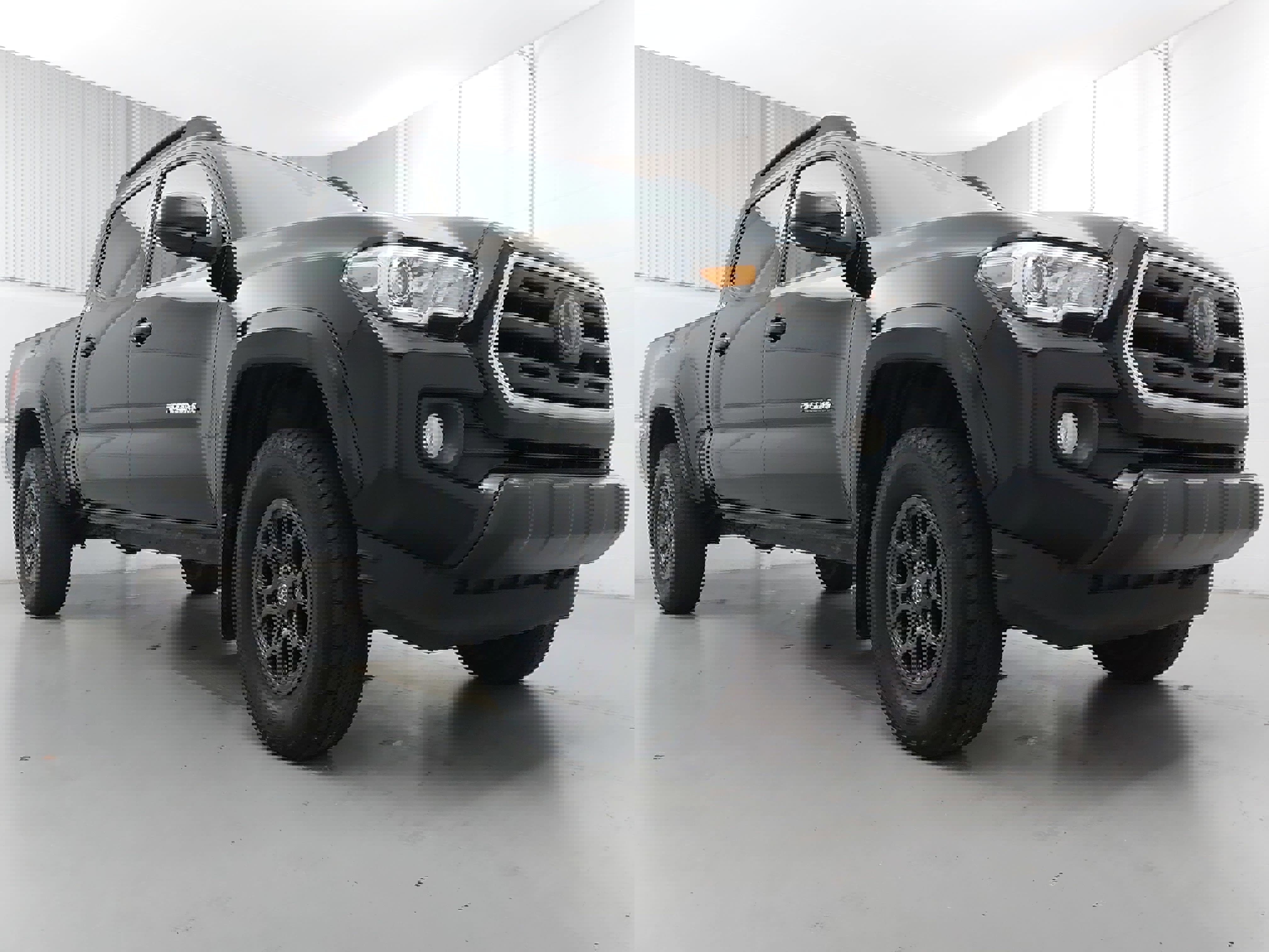 Used 2018 Toyota Tacoma SR5 image 9