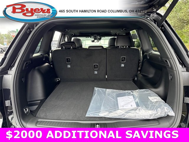 New 2025 Jeep Grand Cherokee Altitude image 31