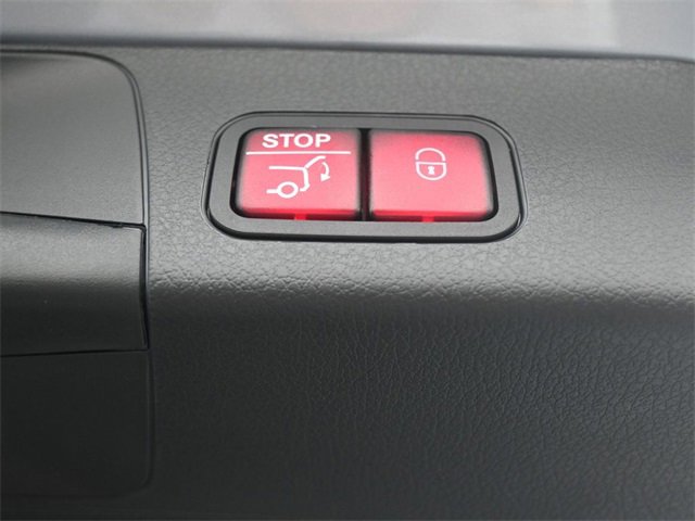 Certified 2024 Mercedes-Benz GLB 250 image 16