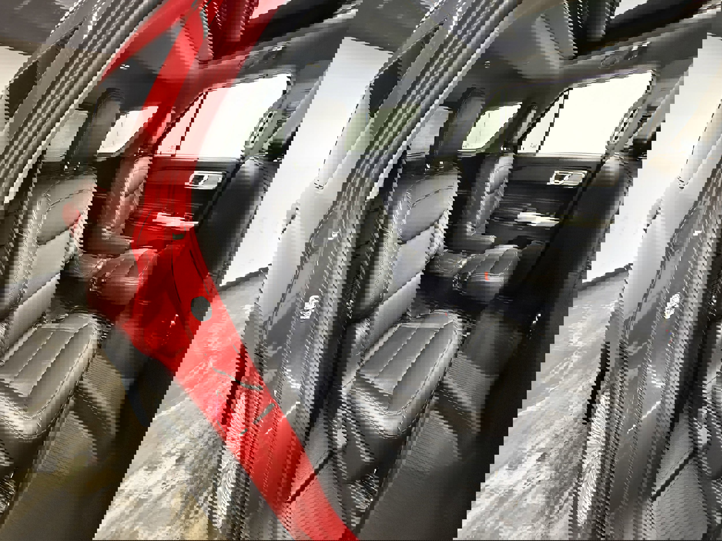 Used 2021 Ford Explorer Limited w/ Class III Trailer Tow Package image 26