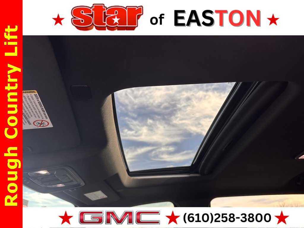 Used 2020 GMC Sierra 2500 AT4 w/ AT4 Premium Package image 31