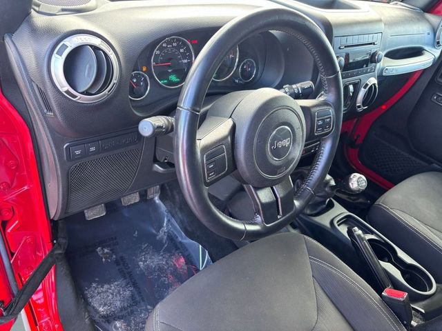 Used 2017 Jeep Wrangler Unlimited Rubicon w/ Dual Top Group image 9