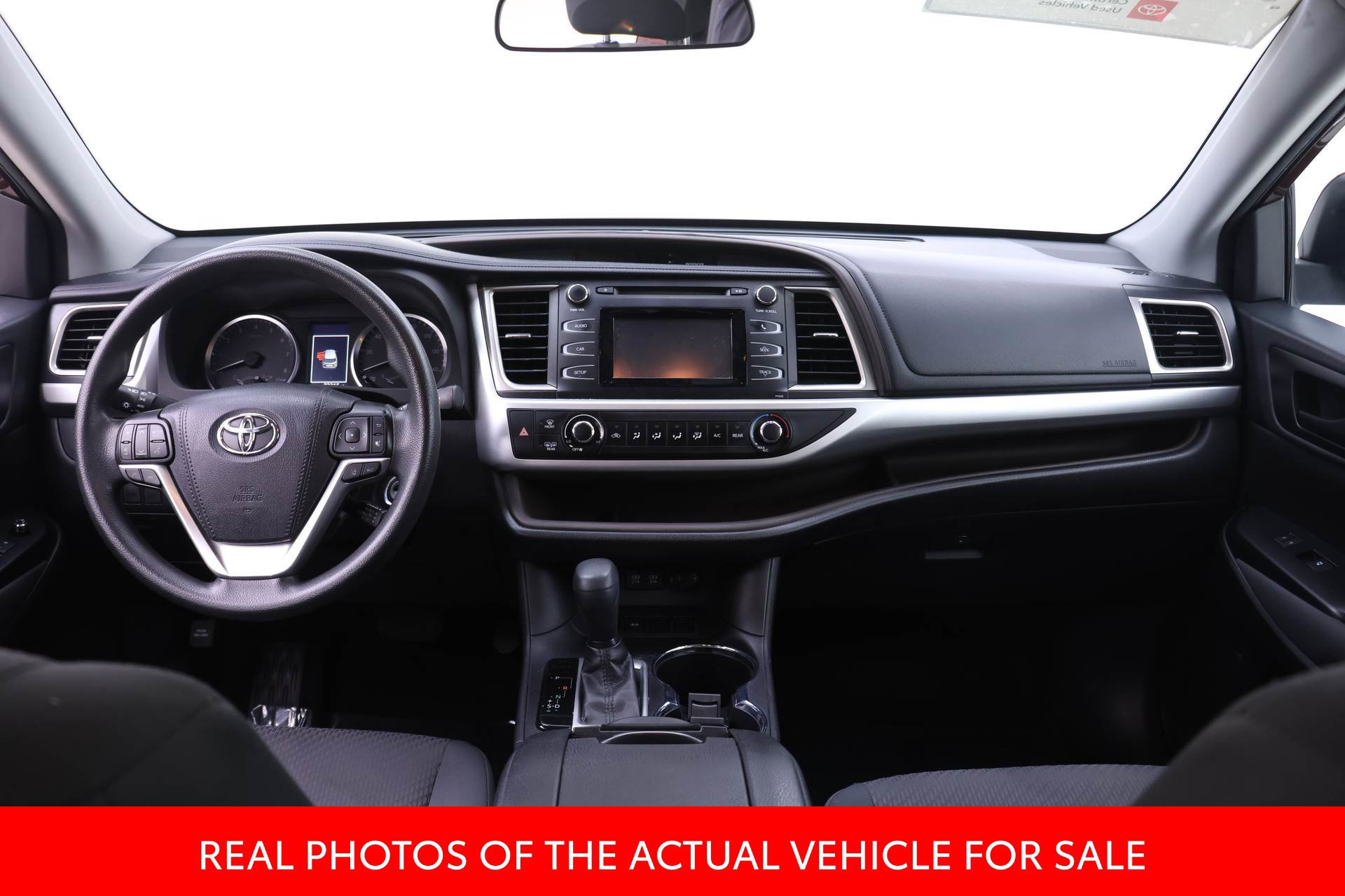 Used 2018 Toyota Highlander LE FWD image 5
