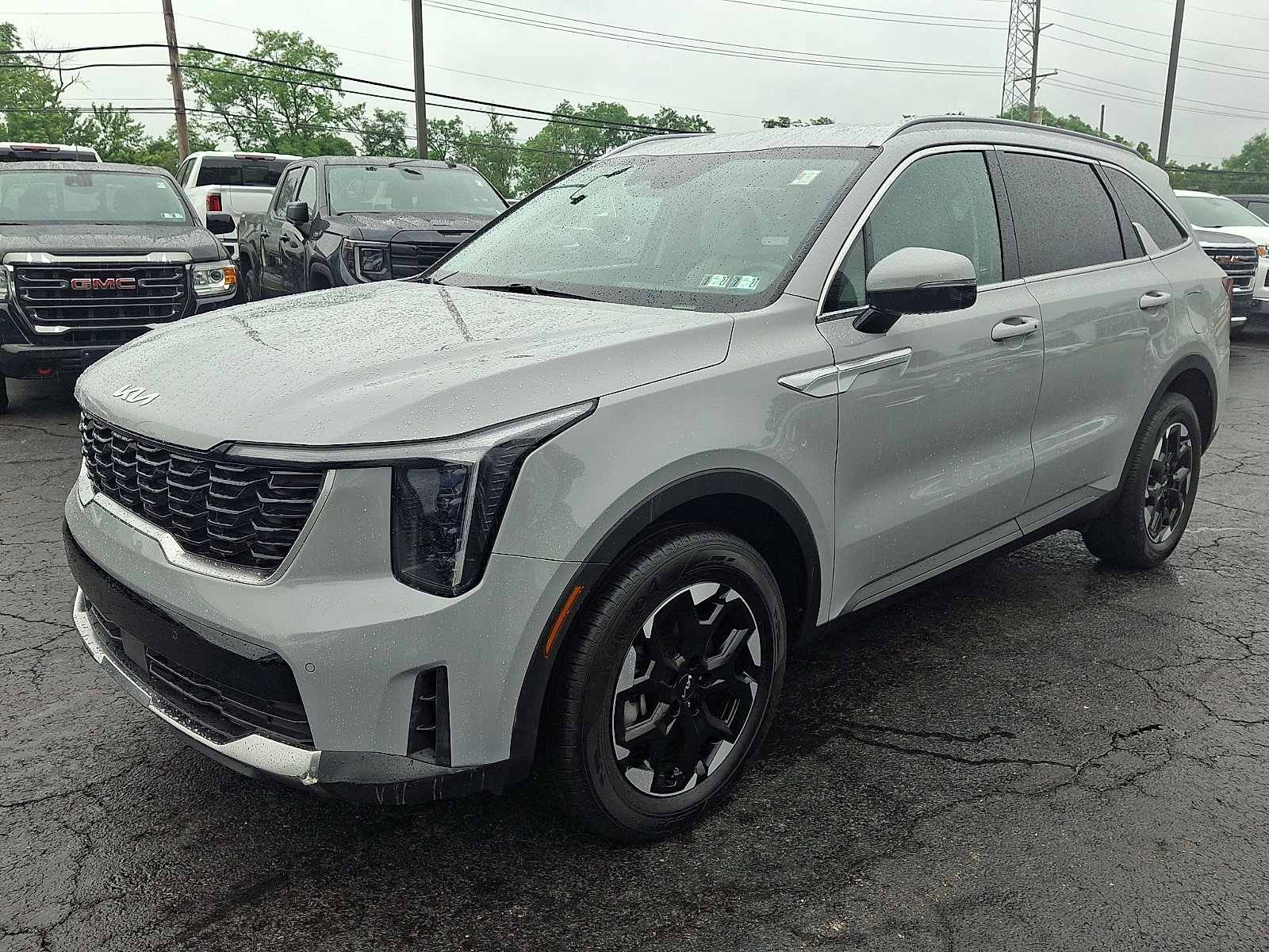 Used 2025 Kia Sorento S AWD/4WD image 3