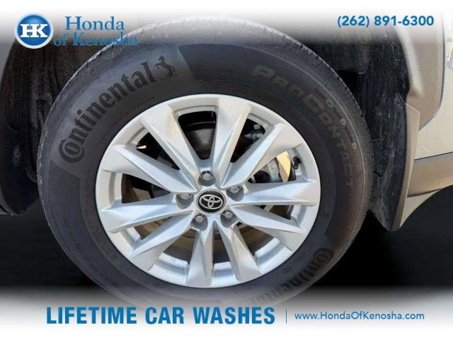 Used 2023 Toyota Corolla Cross LE image 25