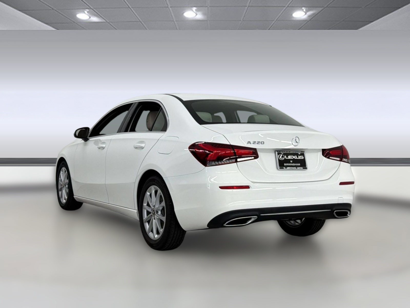 Used 2022 Mercedes-Benz A 220 image 3