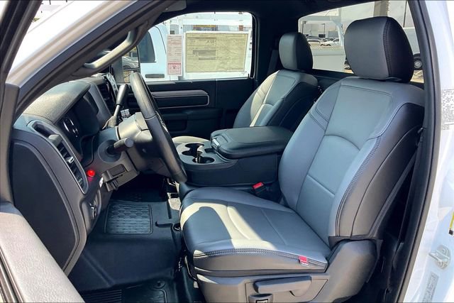 New 2025 RAM 3500 Tradesman AWD/4WD image 7