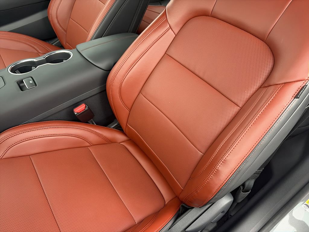 Used 2025 Ford Mustang Premium RWD image 10