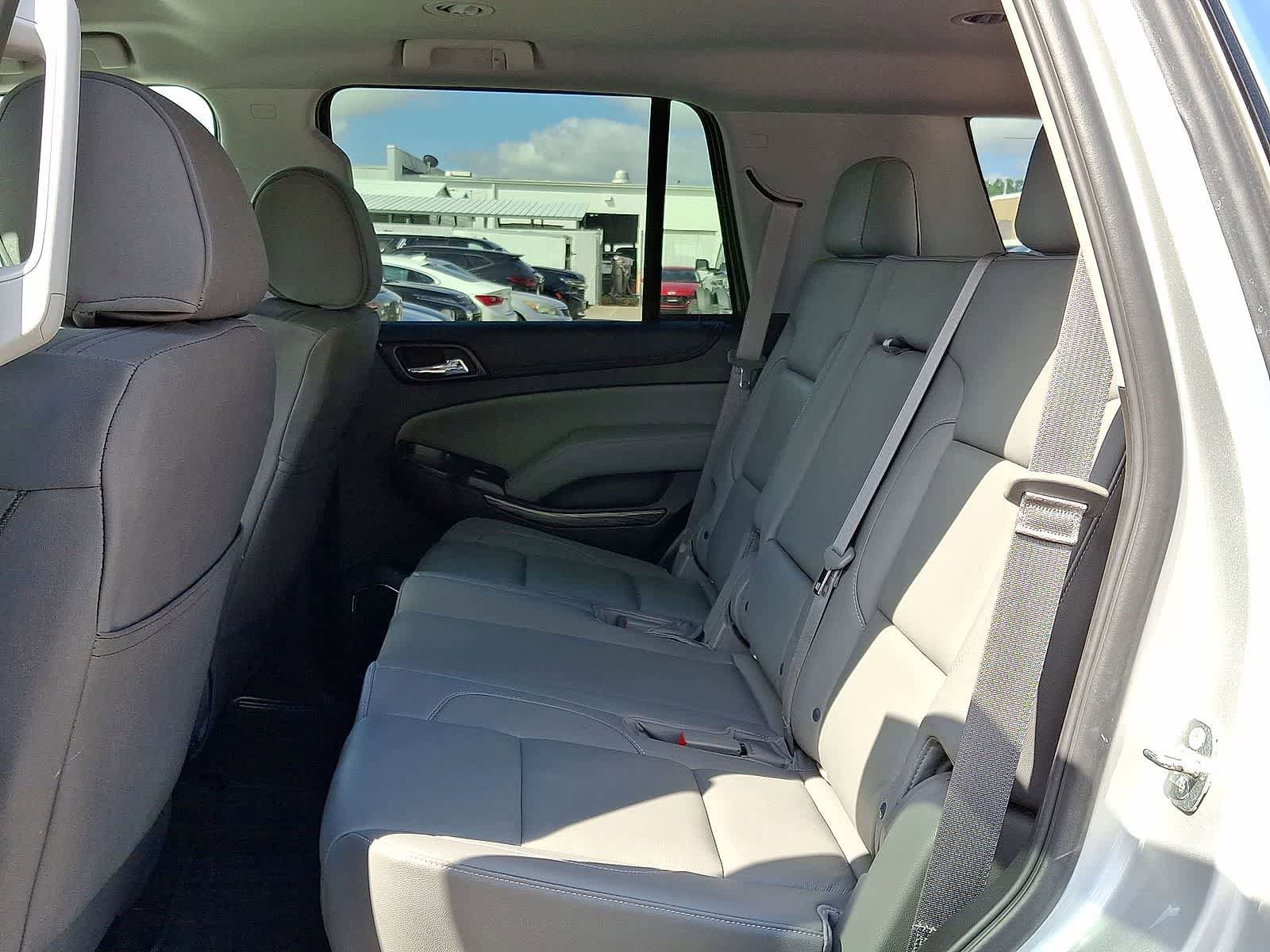 Used 2016 Chevrolet Tahoe LT w/ Luxury Package RWD image 31