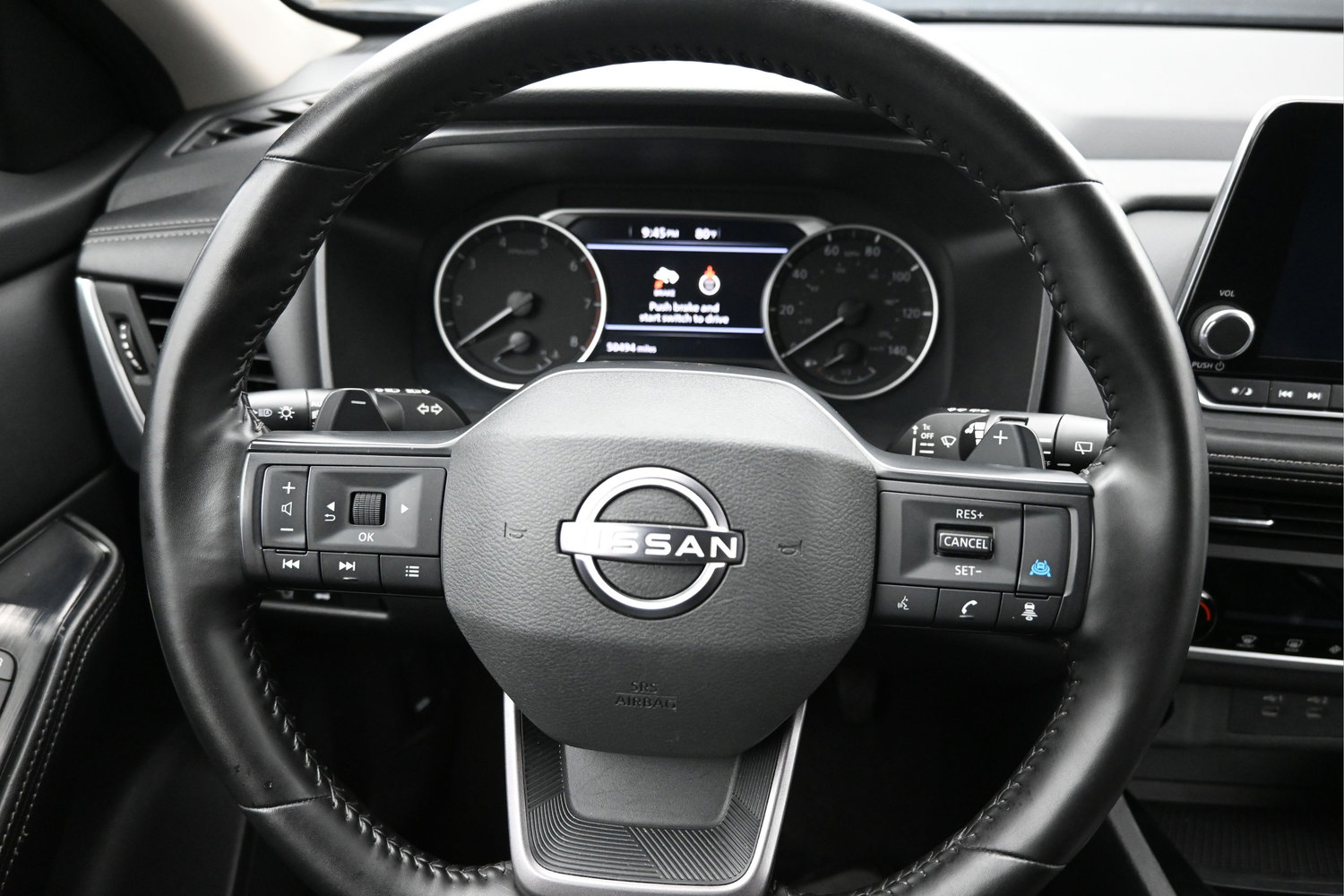 Used 2025 Nissan Rogue SV AWD/4WD image 16