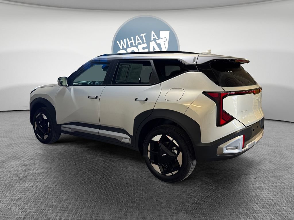 Used 2027 Kia Seltos EX AWD/4WD image 6