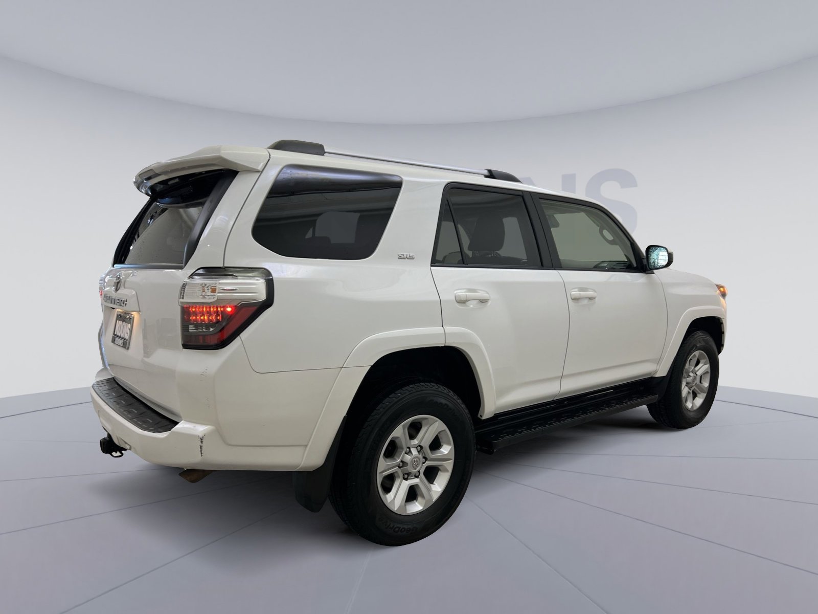 Used 2024 Toyota 4Runner SR5 image 5