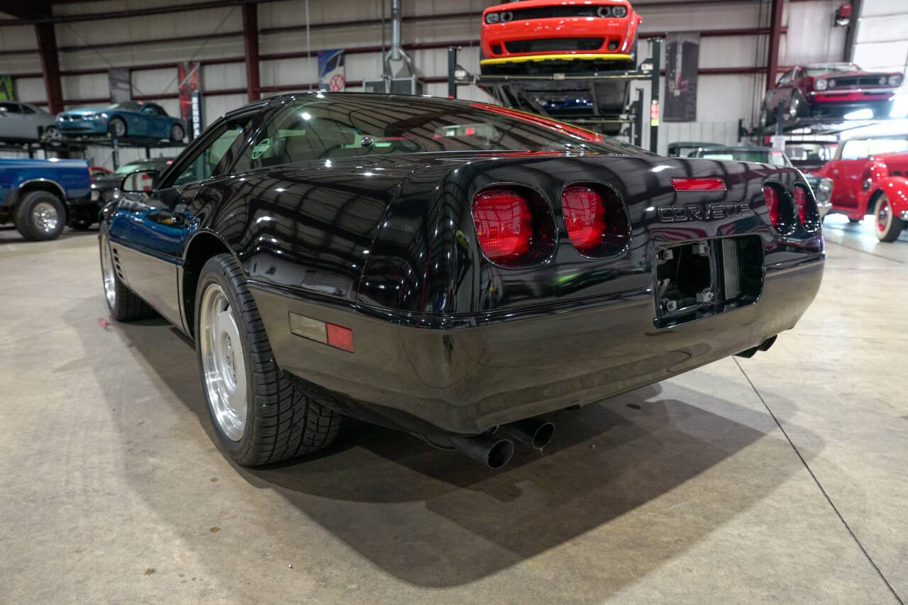 Used 1991 Chevrolet Corvette Coupe RWD image 6