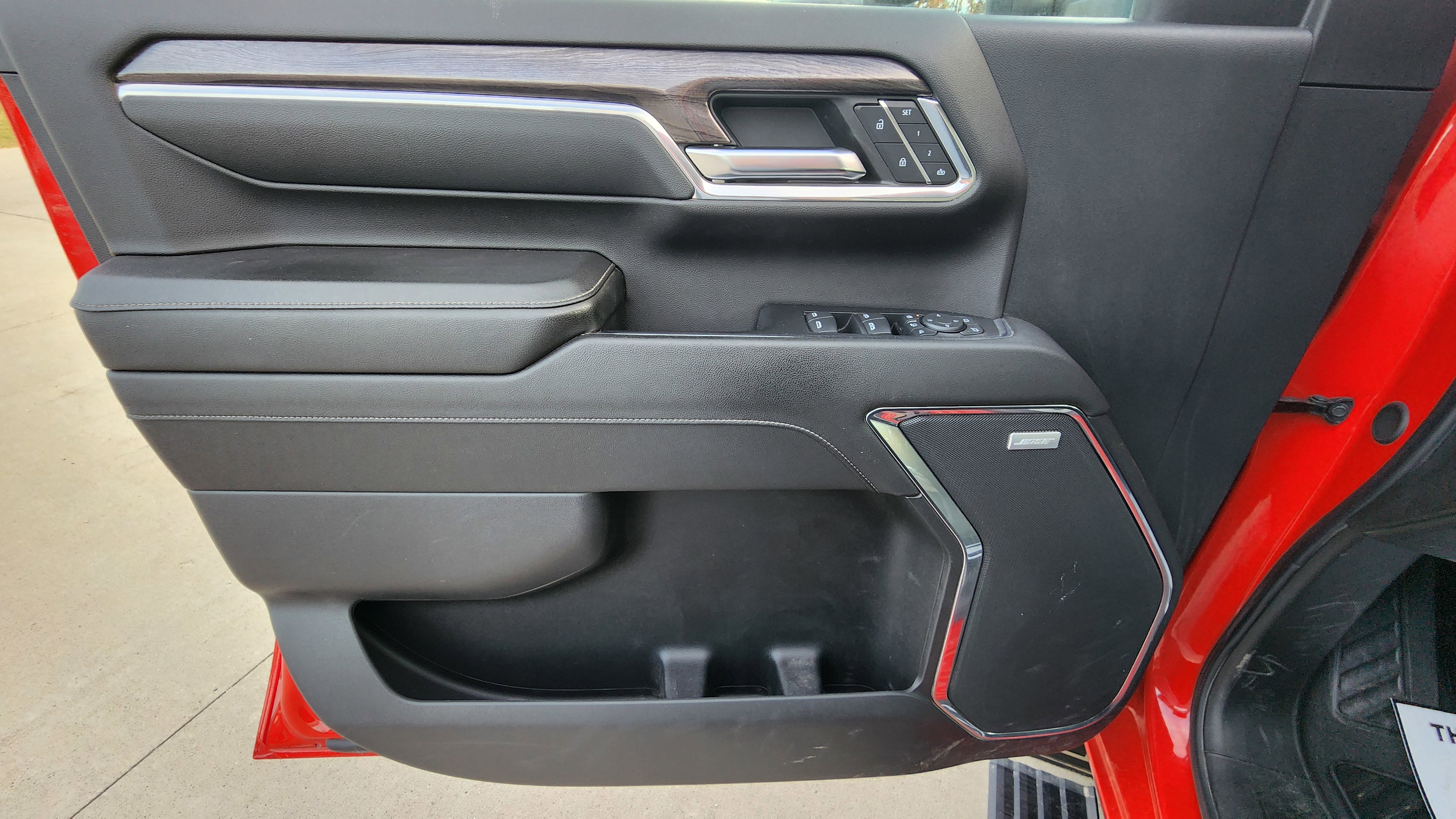 Certified 2024 Chevrolet Silverado 2500 LTZ w/ LTZ Plus Package image 10