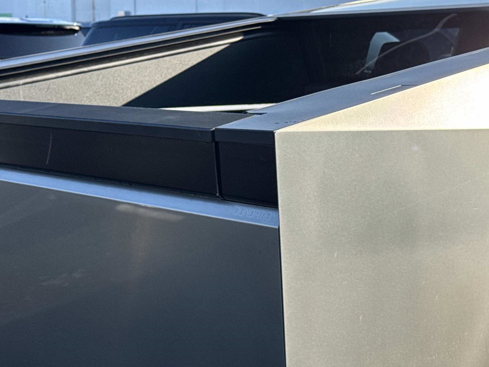 Used 2024 Tesla Cybertruck AWD Crew Cab image 25