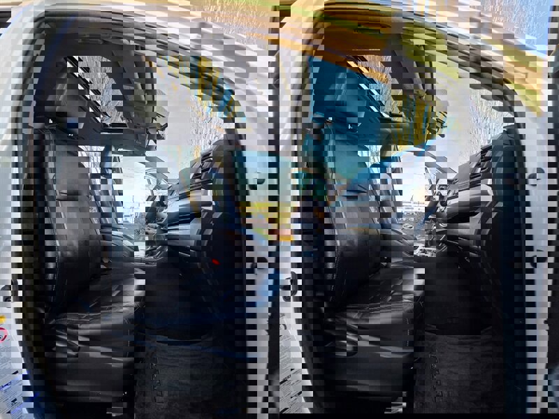 Used 2014 Toyota Highlander XLE image 14