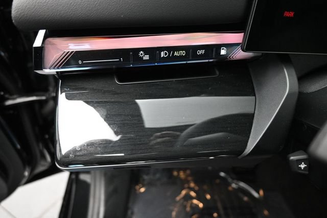 New 2027 BMW 550e xDrive w/ Executive Package AWD/4WD image 18