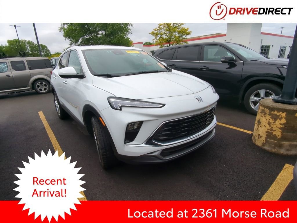 Used 2025 Buick Encore GX Preferred FWD image 1