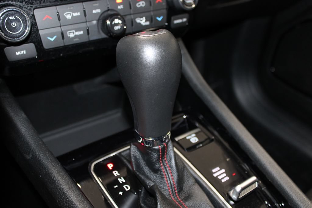 Used 2024 Jeep Compass Trailhawk AWD/4WD image 35