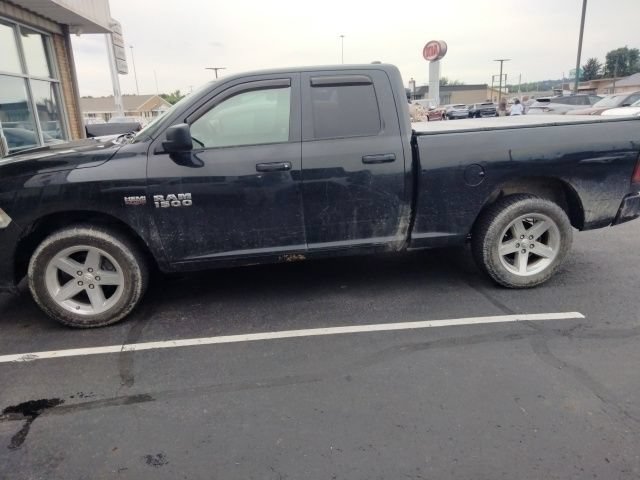 Used 2017 RAM 1500 Express AWD/4WD image 6