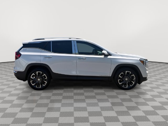Certified 2022 GMC Terrain SLT w/ Infotainment Package II FWD image 13