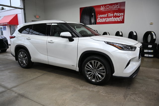 Used 2022 Toyota Highlander Platinum AWD/4WD image 4