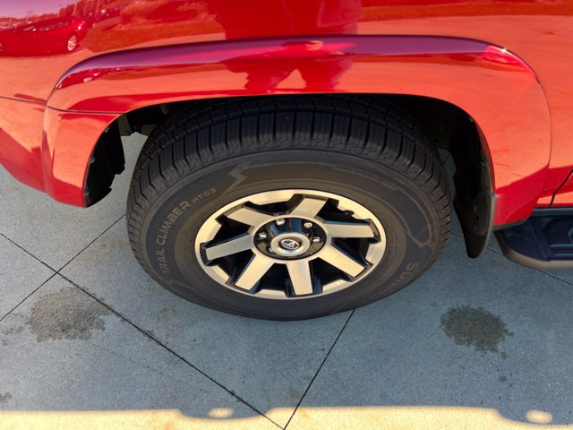 Used 2023 Toyota 4Runner TRD Off-Road Premium w/ Moonroof Package AWD/4WD image 13