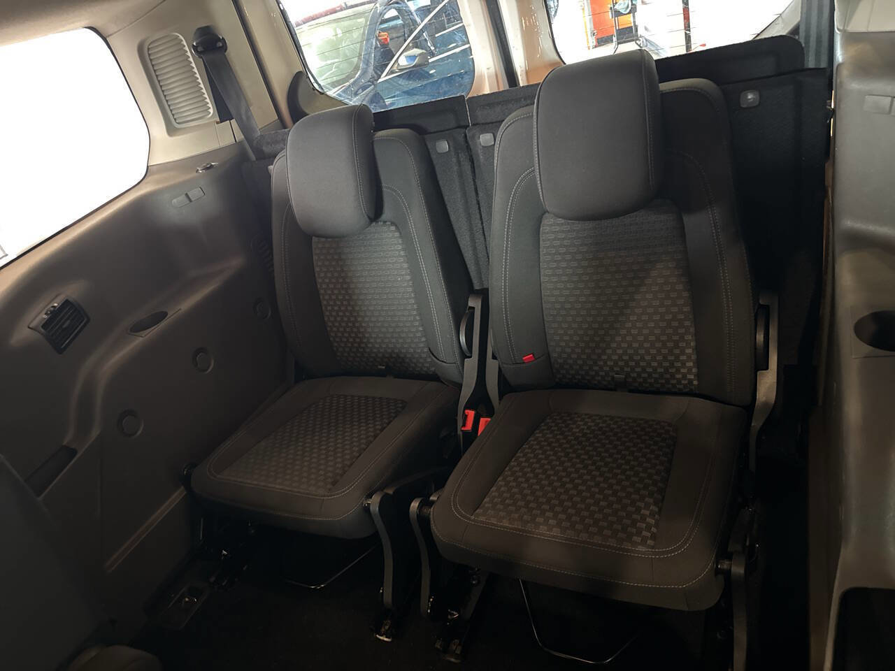 Used 2022 Ford Transit Connect XLT FWD image 21