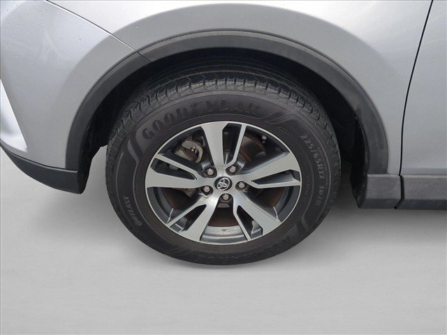 Used 2016 Toyota RAV4 XLE FWD image 24