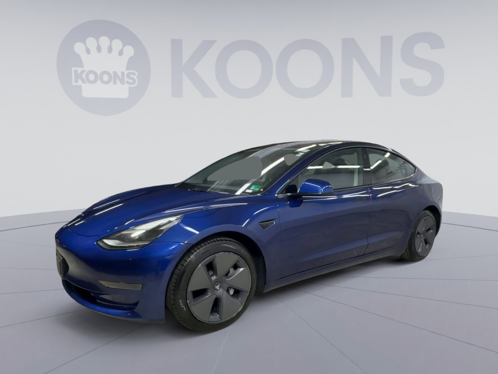 Used 2023 Tesla Model 3 Standard Range RWD image 5