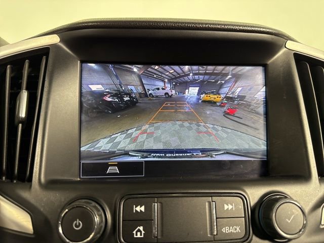 Used 2023 GMC Terrain SLT image 33