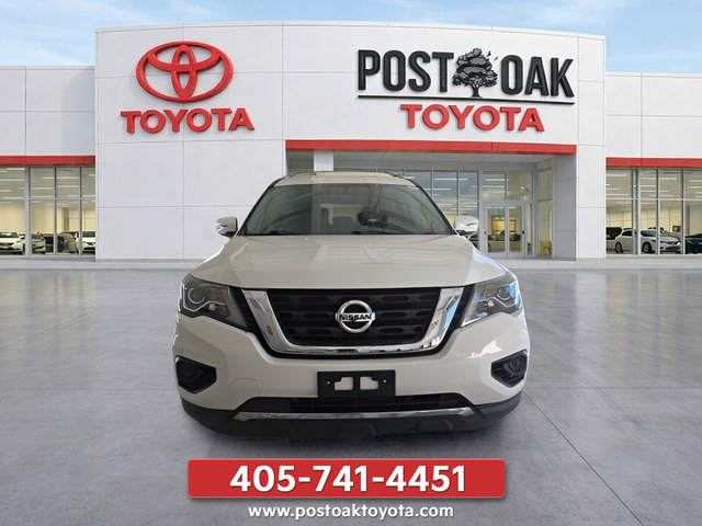 Used 2019 Nissan Pathfinder S FWD image 2