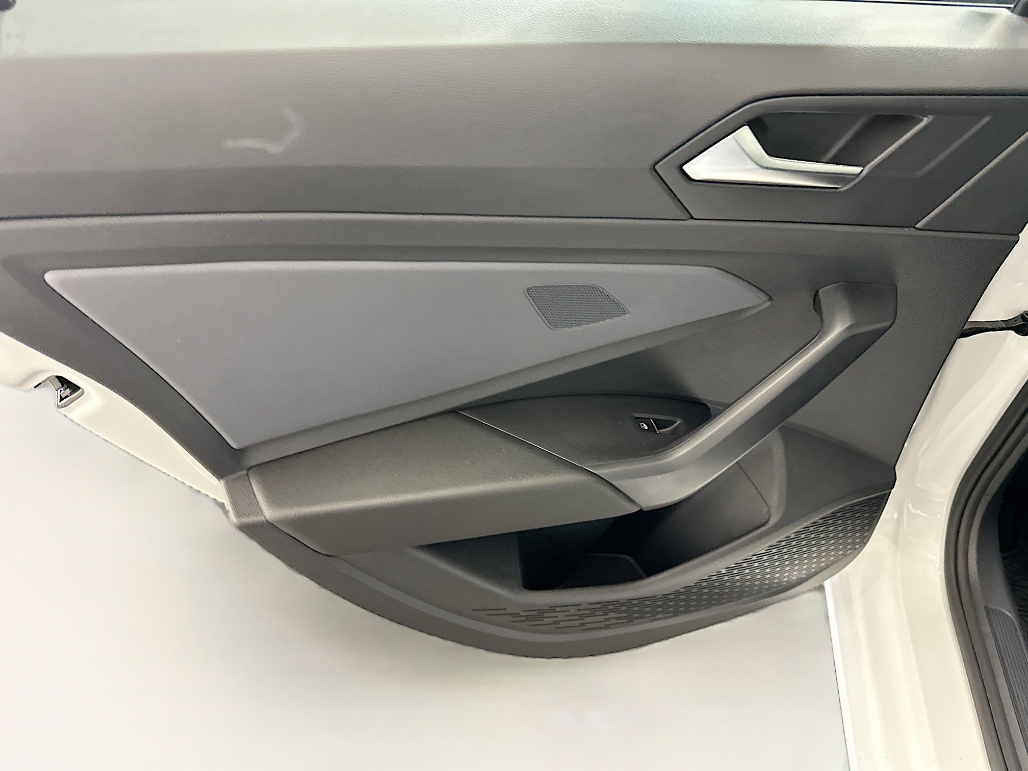 Used 2025 Volkswagen Jetta SE image 26