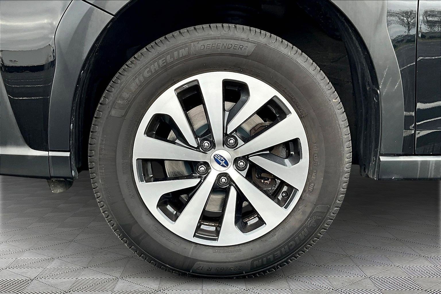 Used 2023 Subaru Outback AWD/4WD image 33