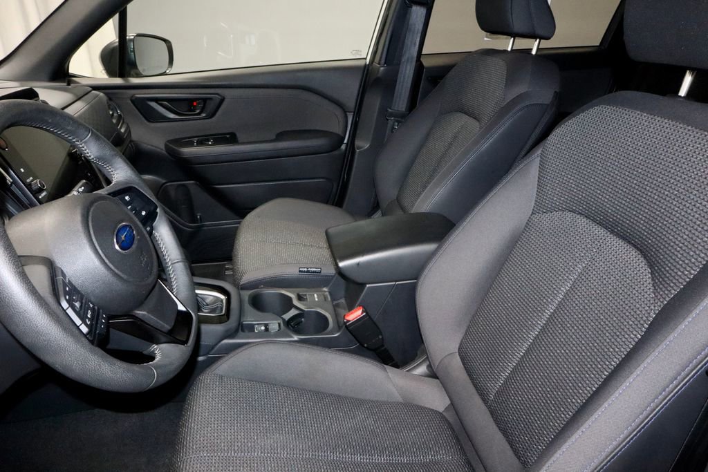 Used 2025 Subaru Forester Premium image 25