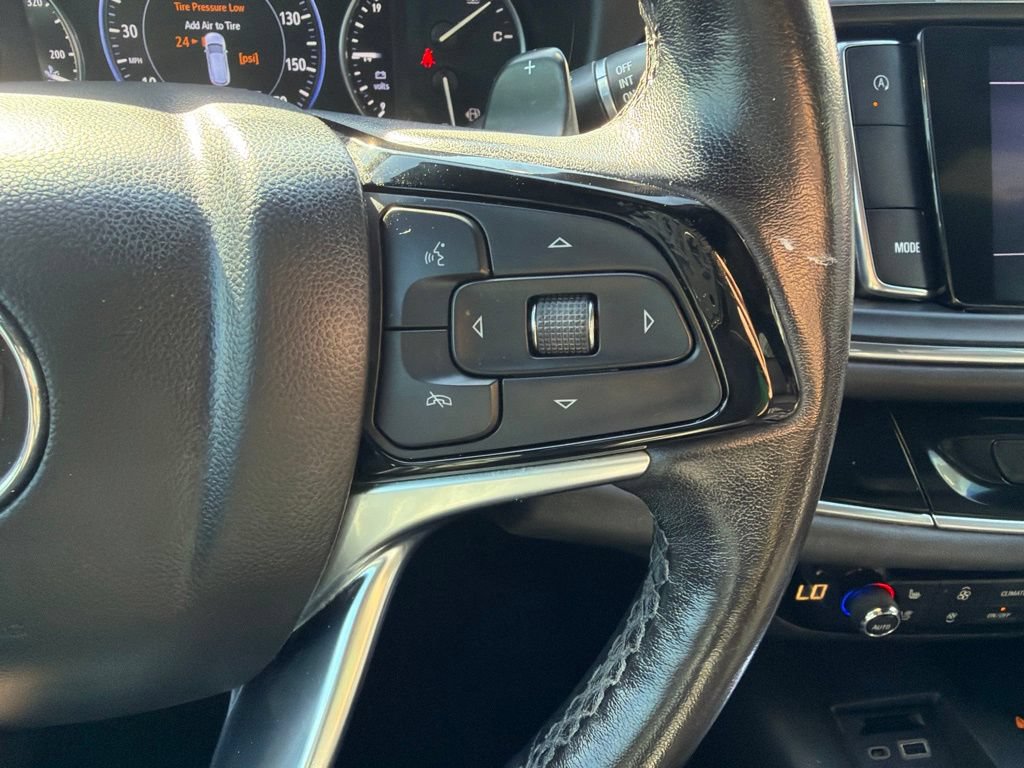 Used 2022 Buick Enclave Avenir w/ Avenir Technology Package FWD image 25